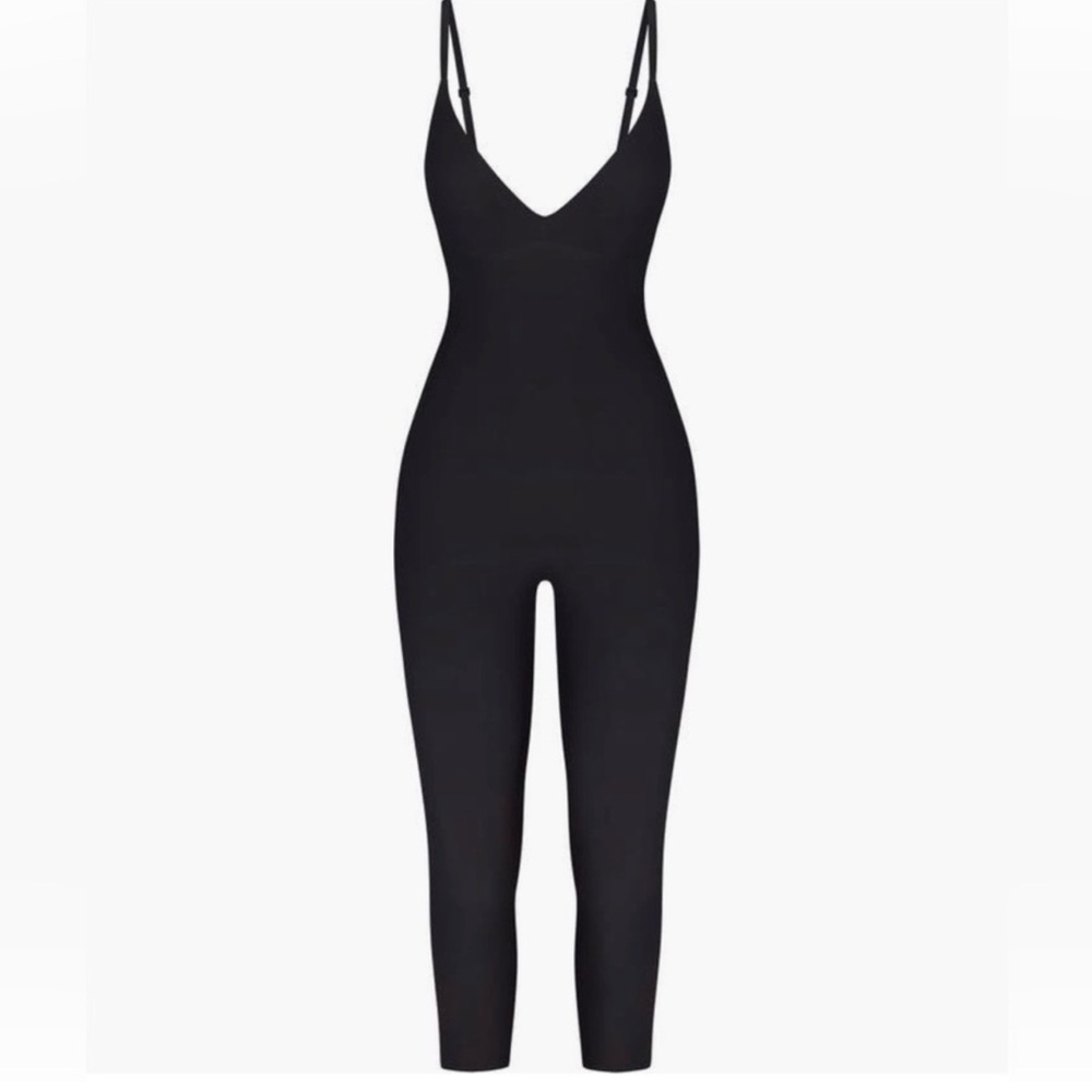 ♡BNWT RARE Skims™ ☆Push-Up Catsuit☆ -- Body Contouring Size Large♡